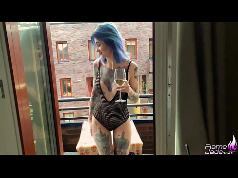 ❤️ Fată imensă care suge cu înghițitură și o fute cu pasiune sub cerul liber at us ro.dewporn.ru ❤