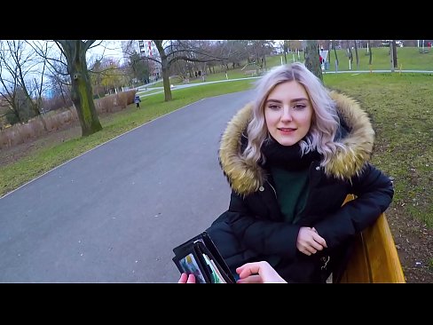 ❤️ Înghite sperma fierbinte a unui străin pentru bani - muie în parc de Eva Elfie at us ro.dewporn.ru ❤